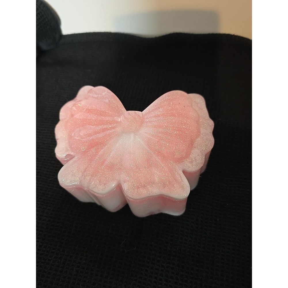 Handmade Resin Bow Shaped Trinket Box With Lid  Pink And White Glitter 767